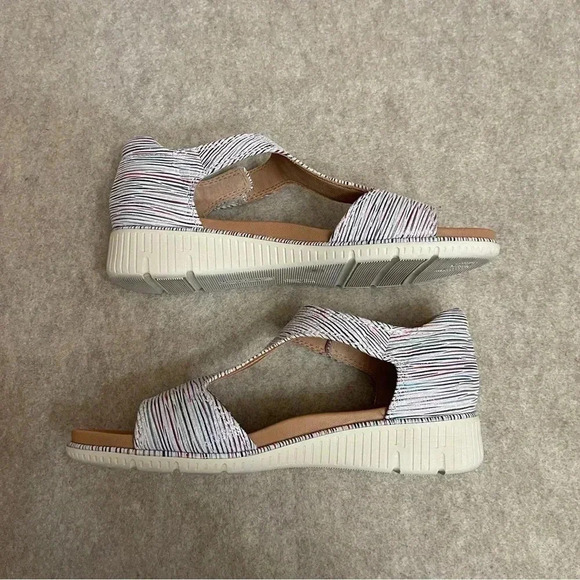 Nurture Multicolor Striped Leather Low Wedge Hook and Loop Sandals Womens size 8 - Picture 10 of 16